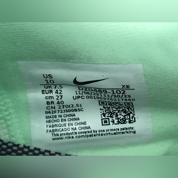 Size 10 Womens Nike ZoomX Ultrafly Trail Running Shoes White Green DZ0489-102 - Picture 7 of 8